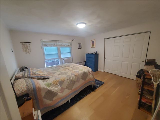 85 Shattock Avenue, Warwick, RI 02886