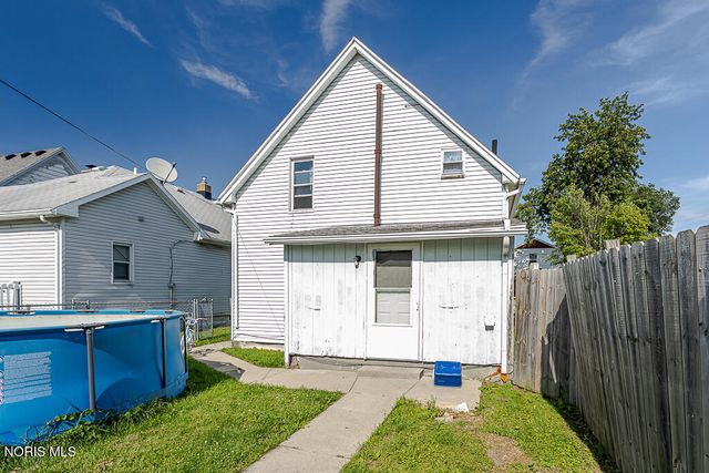 734 Willard Street, Toledo, OH 43605
