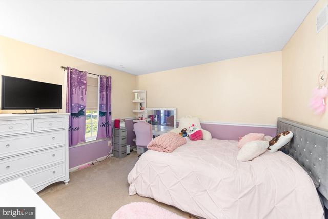 213 FOREST PARK DR, Chalfont, PA 18914