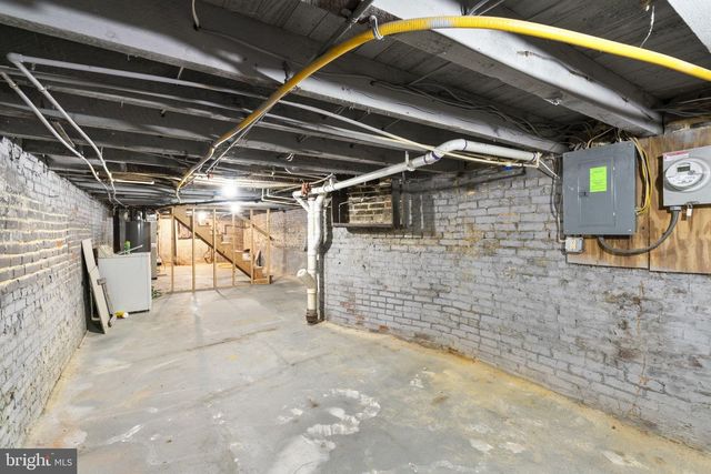 1217 E OLIVER ST, Baltimore, MD 21202