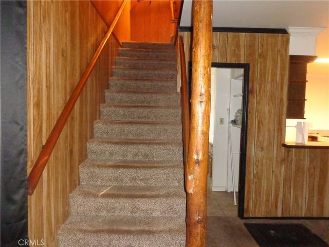 1021 Coulter Pine, Crestline, CA 92325
