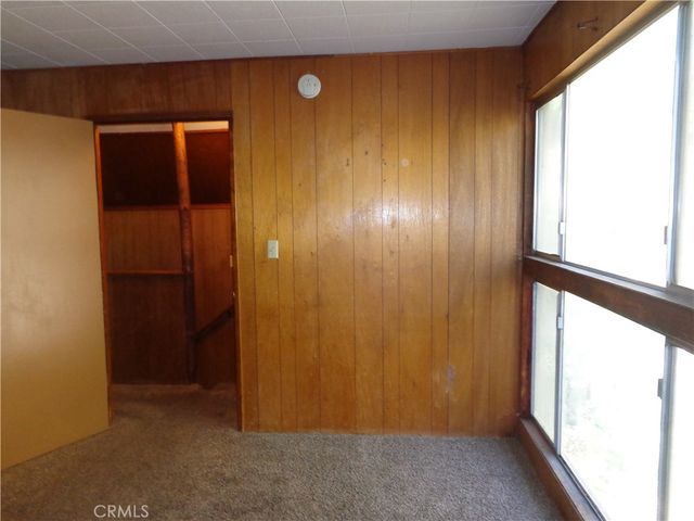 1021 Coulter Pine, Crestline, CA 92325