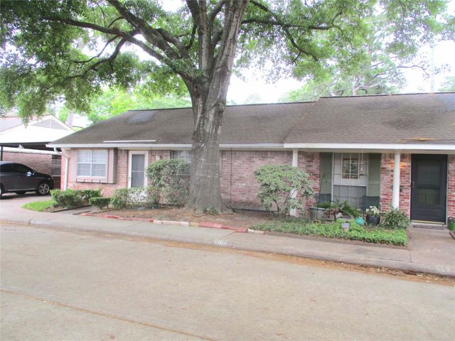 10122 Shadow Wood Drive 16, Houston, TX 77043