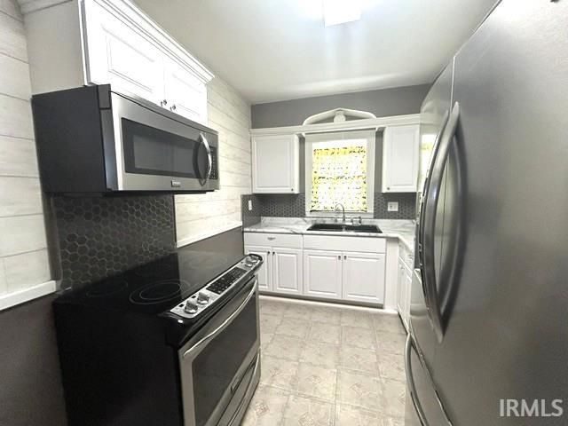 104 S Weinbach Avenue, Evansville, IN 47714