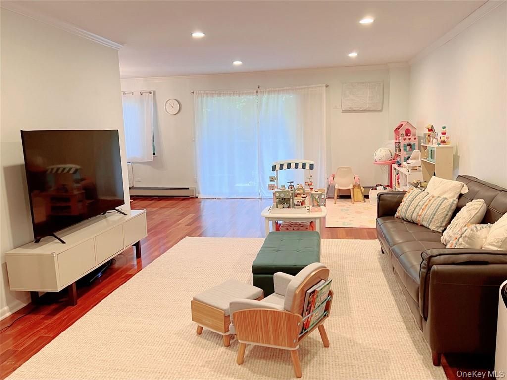 500 Central Park Avenue 117, Scarsdale, NY 10583