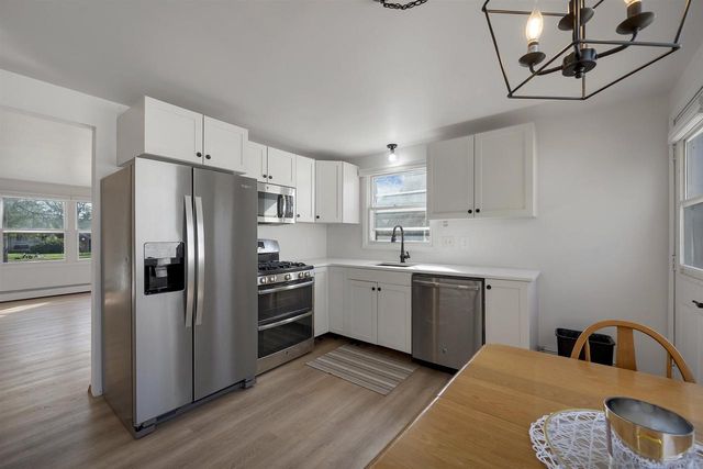 154 BRYAN STREET, Green Bay, WI 54301