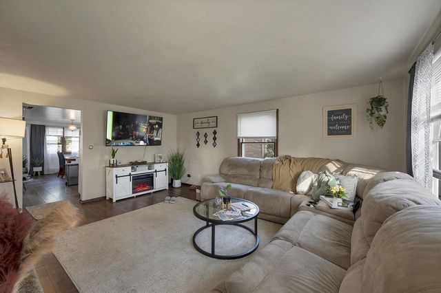 154 BRYAN STREET, Green Bay, WI 54301