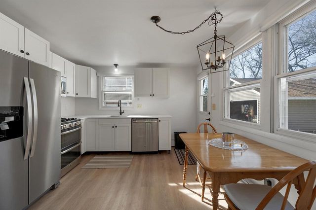 154 BRYAN STREET, Green Bay, WI 54301