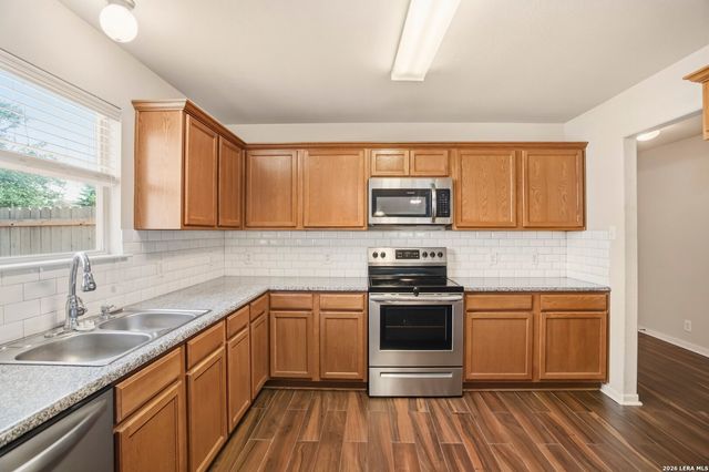 509 ROADRUNNER AVE, New Braunfels, TX 78130