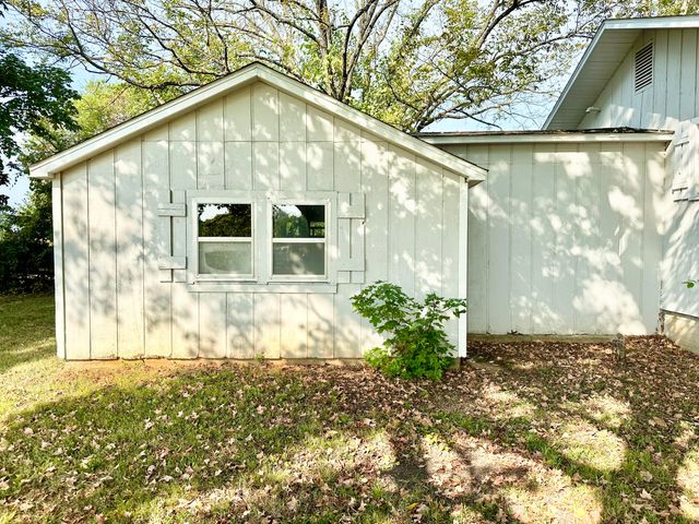 1622 Crider Street, West Plains, MO 65775