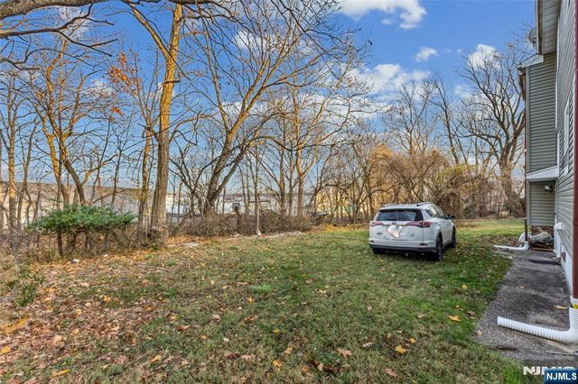 18 Gifford Court, Maplewood, NJ 07040