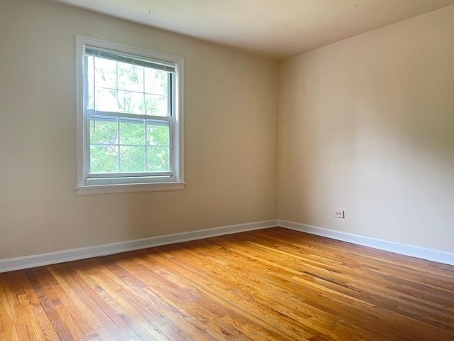 4237 W Nelson Street 2, Chicago, IL 60641