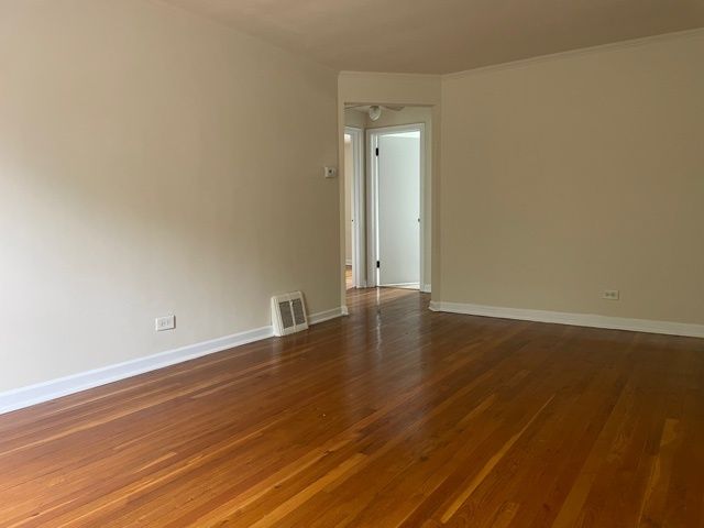 4237 W Nelson Street 2, Chicago, IL 60641