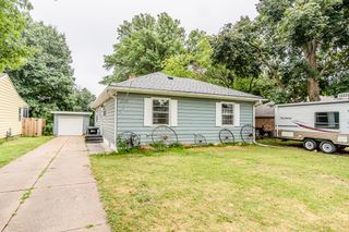 2131 S 38TH Avenue, Omaha, NE 68105