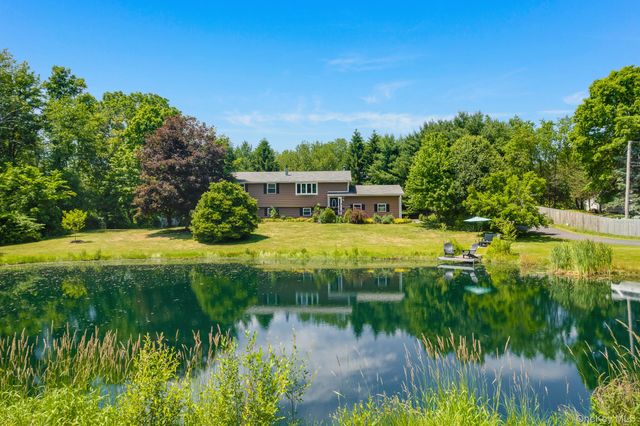75 Creek Road, Staatsburg, NY 12580