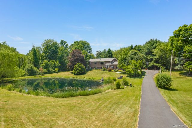 75 Creek Road, Staatsburg, NY 12580