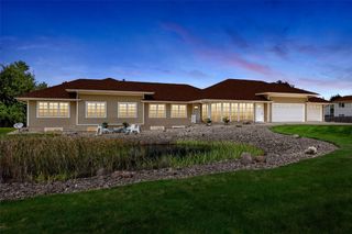 235 S 21st St Court, Marion, IA 52302