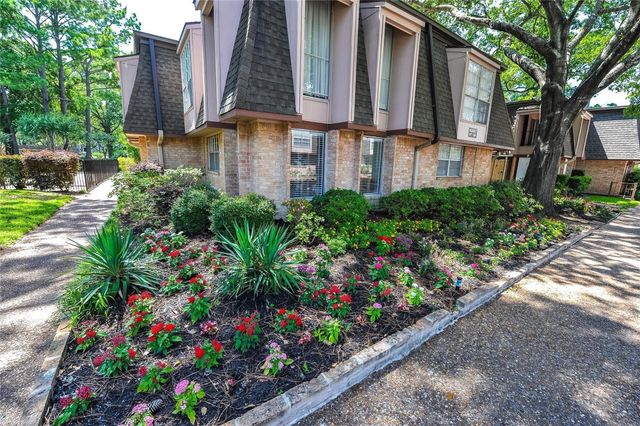 12633 Memorial Drive 71, Houston, TX 77024