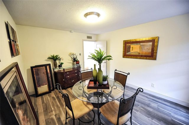 12633 Memorial Drive 71, Houston, TX 77024