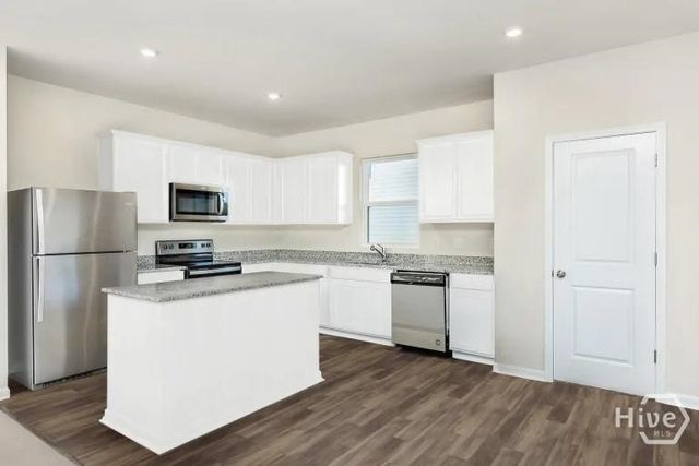 122 Liko Lane, Richmond Hill, GA 31324
