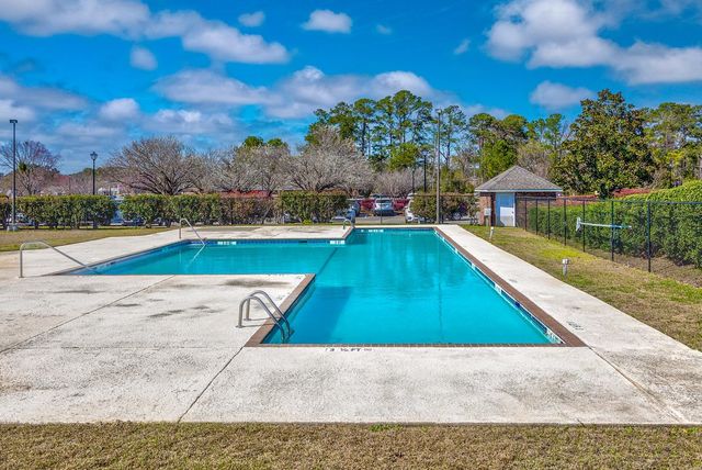3170 Hermitage Dr., Little River, SC 29566