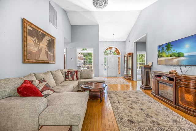 3170 Hermitage Dr., Little River, SC 29566