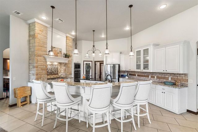 1404 NW 189th Street, Edmond, OK 73012
