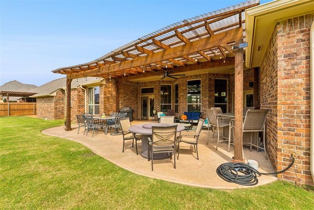1404 NW 189th Street, Edmond, OK 73012