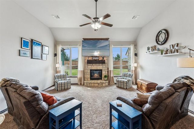 1404 NW 189th Street, Edmond, OK 73012