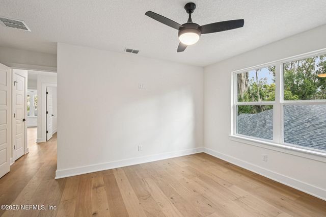 1027 MARTIN LUTHER KING JR Boulevard, Green Cove Springs, FL 32043