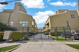 405 Meadow Street, Houston, TX 77020