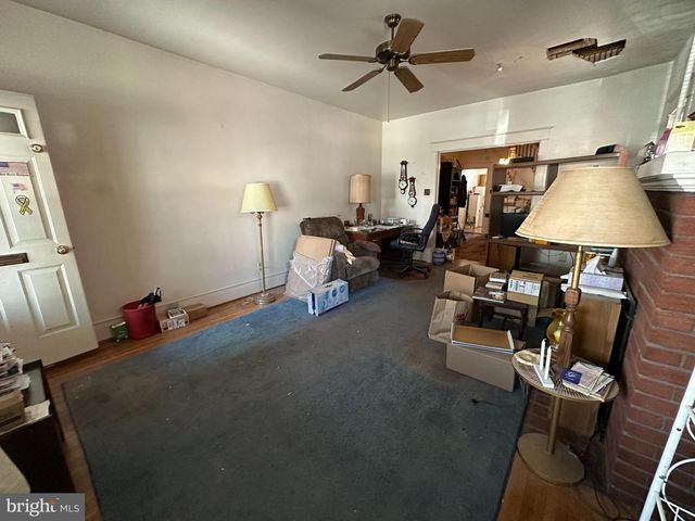 1941 BELLEVUE RD, Harrisburg, PA 17104