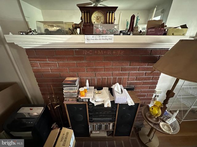 1941 BELLEVUE RD, Harrisburg, PA 17104