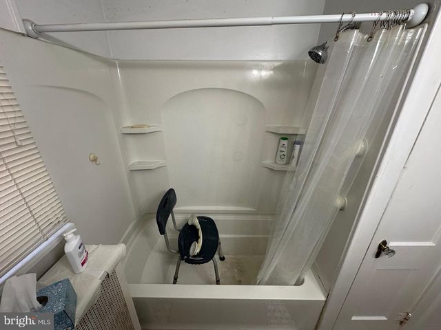 1941 BELLEVUE RD, Harrisburg, PA 17104