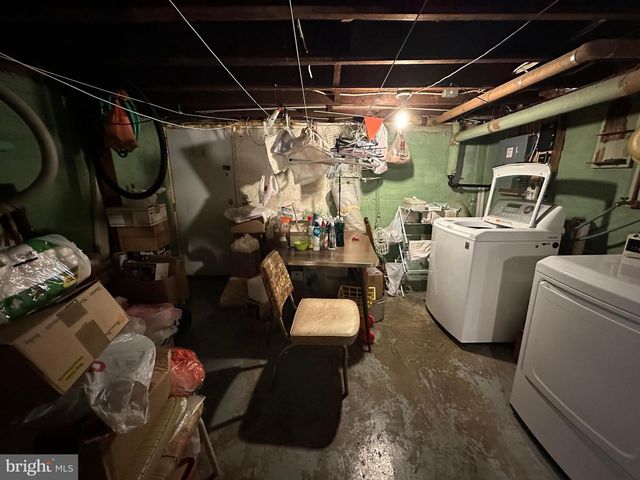 1941 BELLEVUE RD, Harrisburg, PA 17104