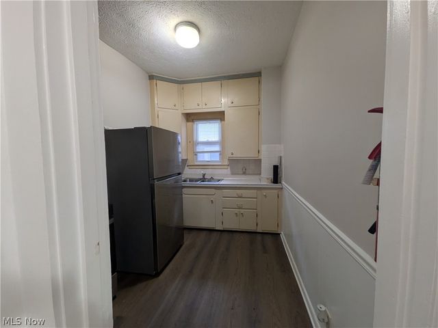 1881 Manchester Road 1, Akron, OH 44314