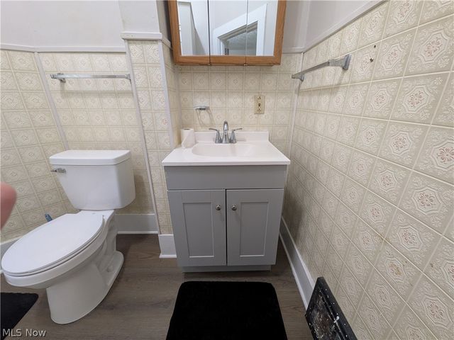 1881 Manchester Road 1, Akron, OH 44314