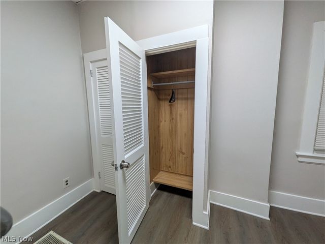 1881 Manchester Road 1, Akron, OH 44314