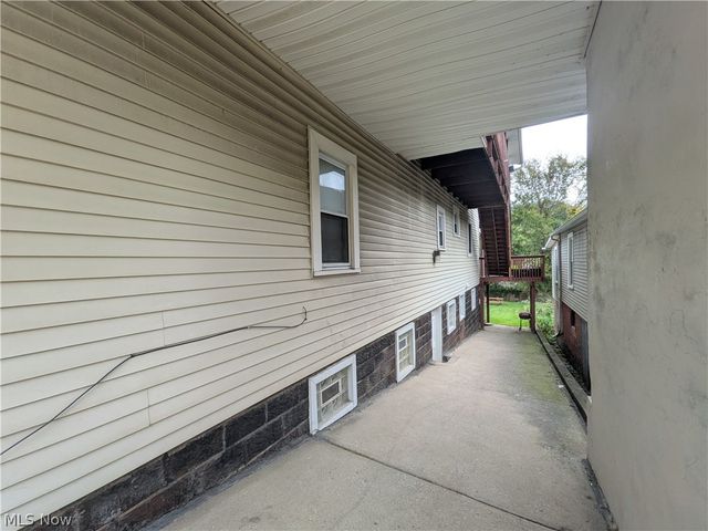 1881 Manchester Road 1, Akron, OH 44314