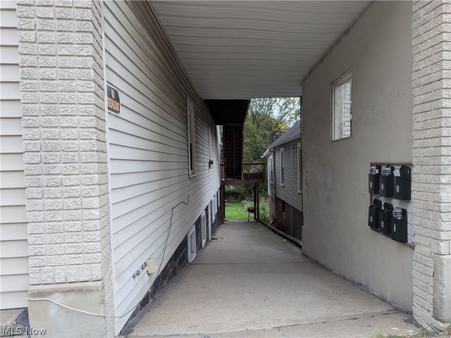 1881 Manchester Road 1, Akron, OH 44314