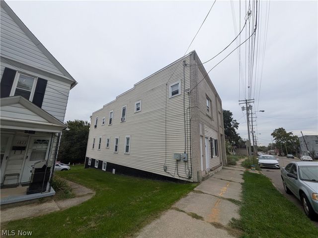 1881 Manchester Road 1, Akron, OH 44314