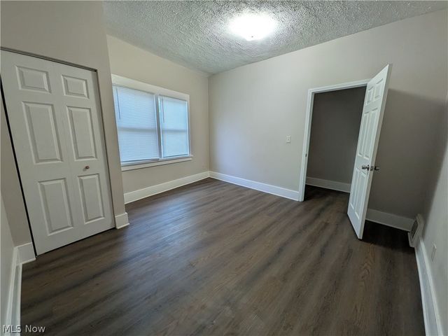 1881 Manchester Road 1, Akron, OH 44314