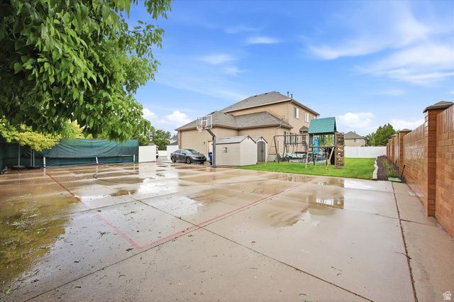 2842 W TABLE ROCK DR, Taylorsville, UT 84129