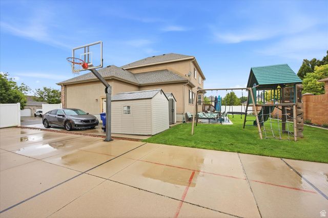 2842 W TABLE ROCK DR, Taylorsville, UT 84129