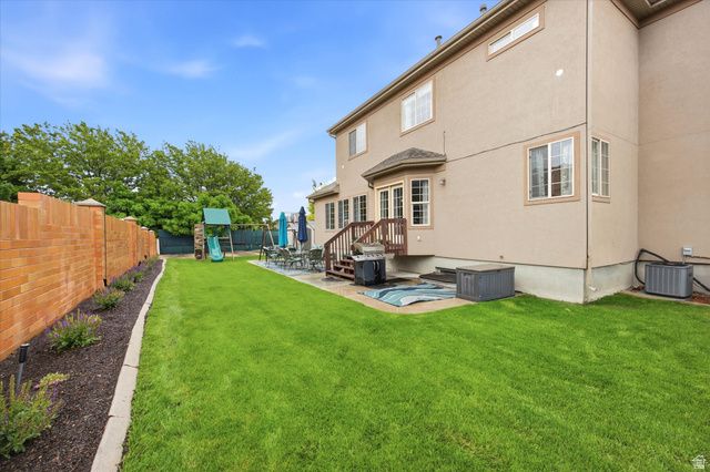 2842 W TABLE ROCK DR, Taylorsville, UT 84129