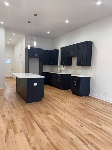 1818 W 46th Street, Chicago, IL 60609