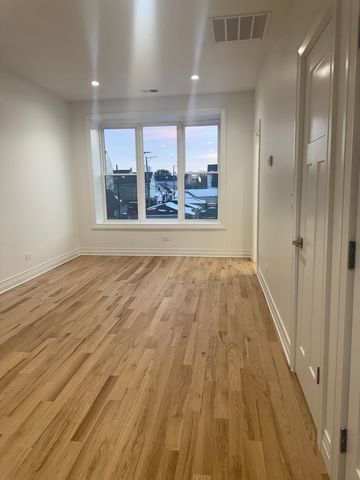 1818 W 46th Street, Chicago, IL 60609