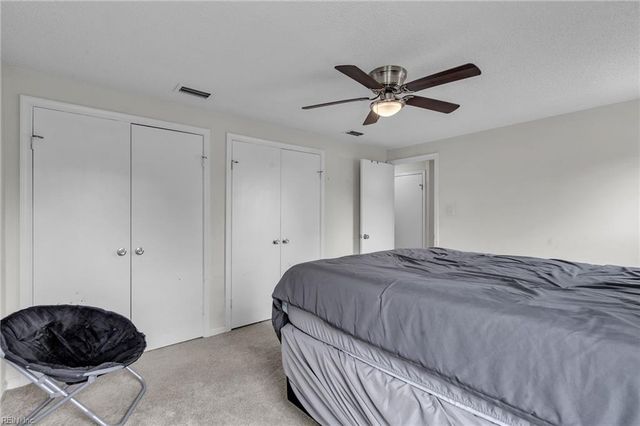 1041 Gauguin DR, Virginia Beach, VA 23454