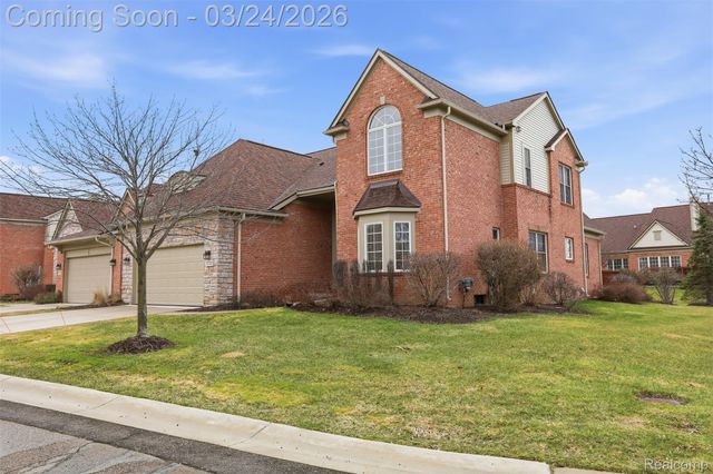 37225 Berkleigh Court, Farmington Hills, MI 48331