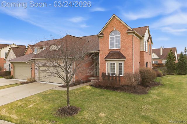 37225 Berkleigh Court, Farmington Hills, MI 48331